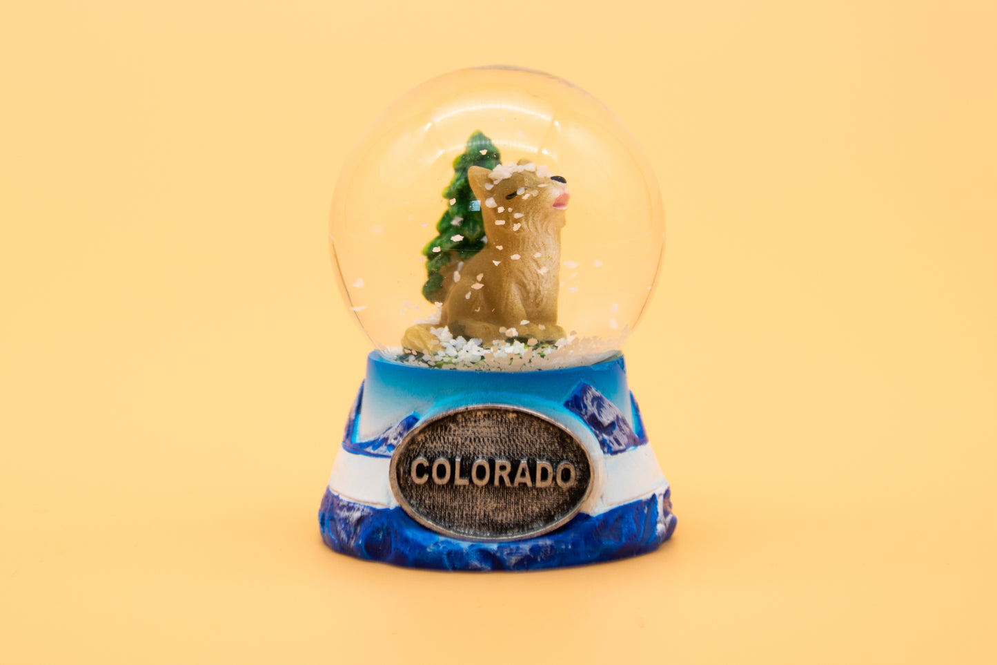 Wolf Small Snow Globe