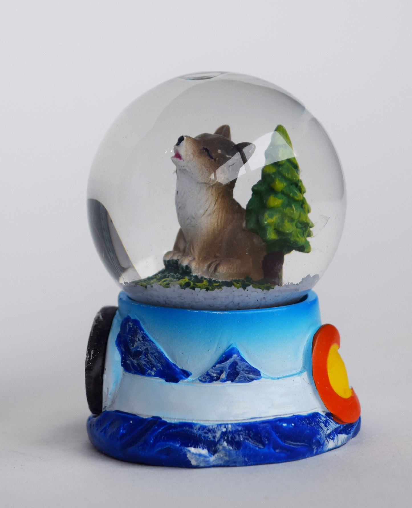 Wolf Small Snow Globe